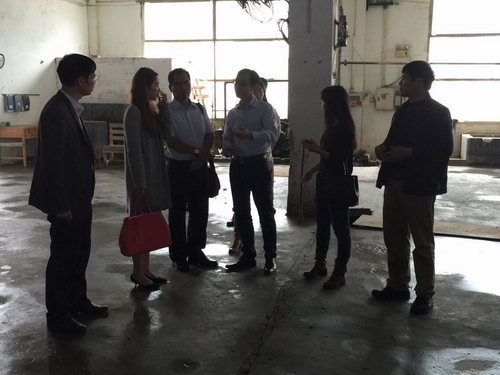 2015年3月17日马来西亚投资发展局鲁立山投资领事一行到我公司考察，公司总经理陈向阳及总监易妍籽等高层领导介绍了公司的生产经营情况，并就与马方合作的项目进行了详谈。